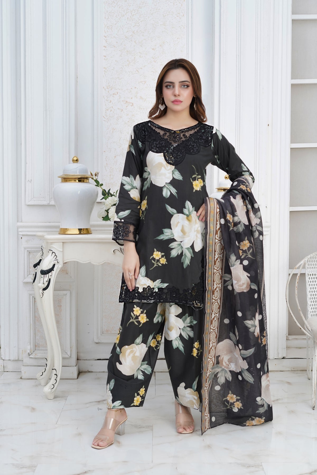 Husn-e-Yaktaa